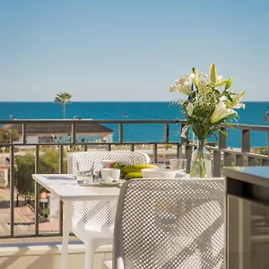 wonderful-new-apartment-from-the-beach-and-center.1costadelsol.com/