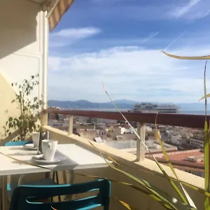 https://apartamento-en-el-centro-de-torremolinos-1.1costadelsol.com